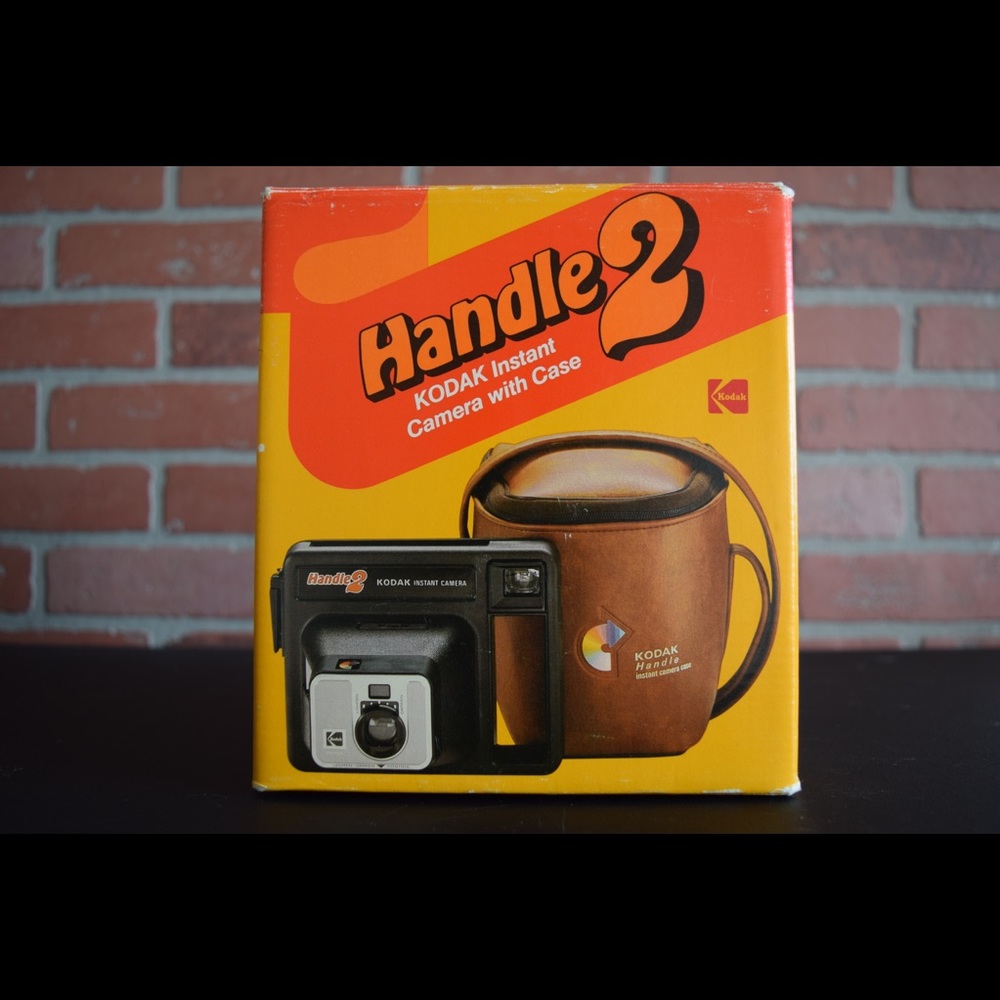 ⚡️VNTG HANDLE 2 KODAK INSTANT CAMERA WITH CASE⚡️